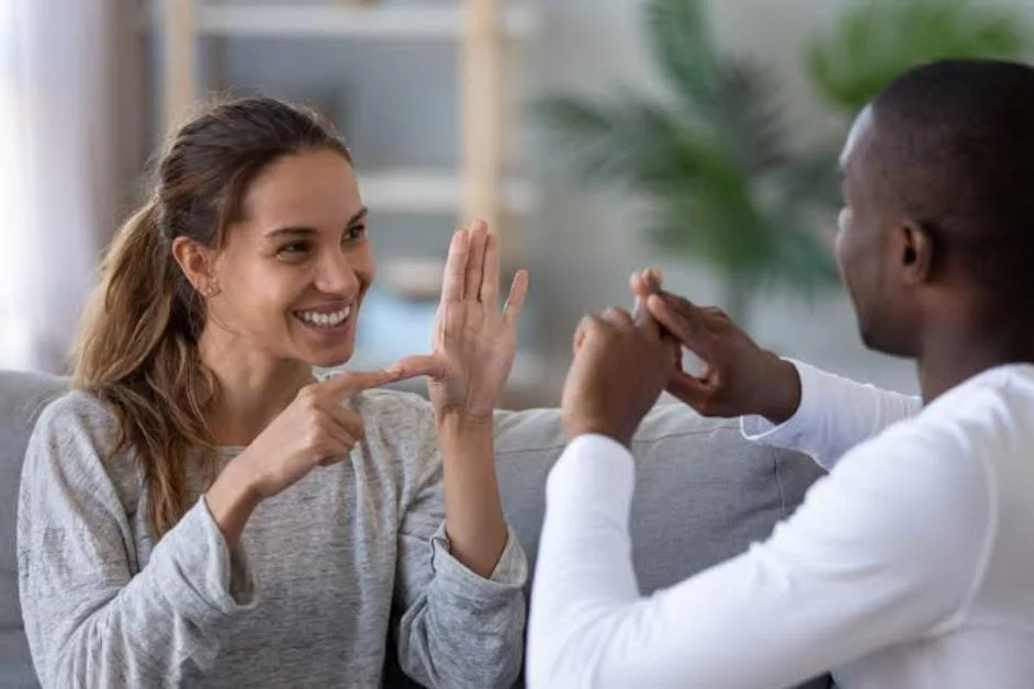Is ASL Still Popular? Trends & Online Usage