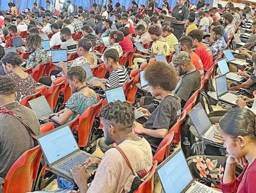Is DWU Still Popular? Trends & Online Usage